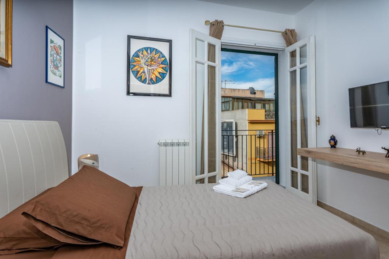 B&B Una Terrazza Sul Golfo Di Sferracavallo Bagian luar foto